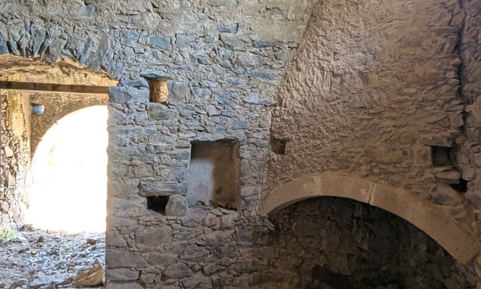 126T- Agios Ilias - old mansion (26) (Custom)