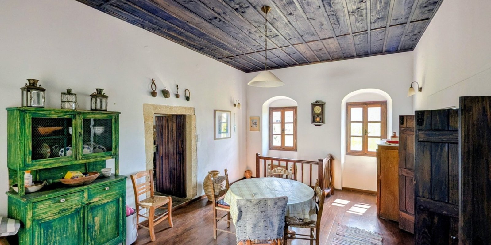 266T - Potamos - Magnificent traditional mansion in village heart (16)
