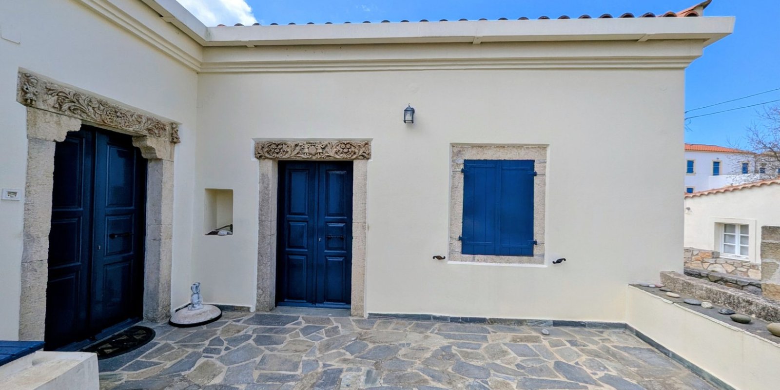 266T - Potamos - Magnificent traditional mansion in village heart (2)