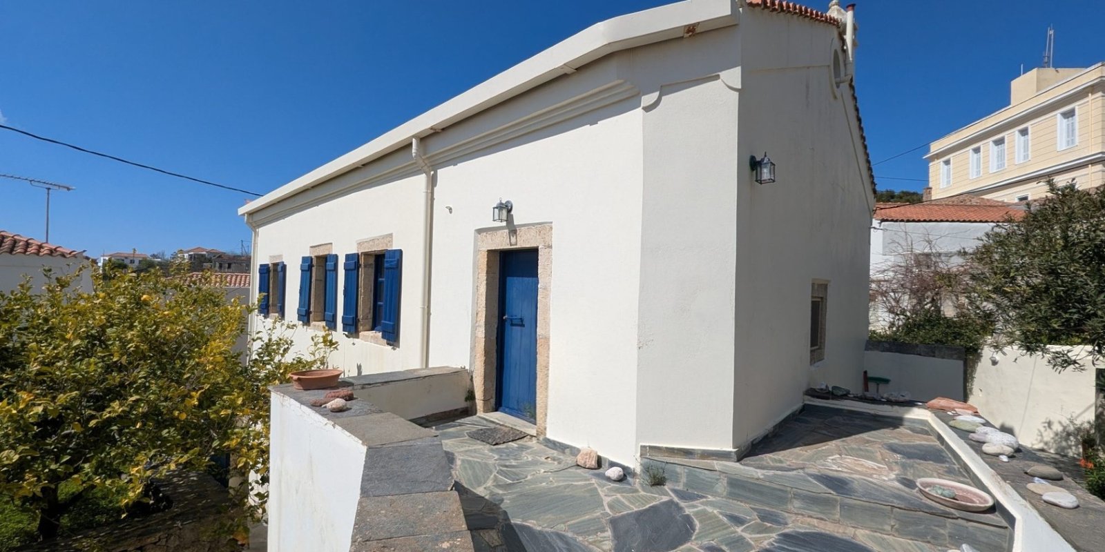 266T - Potamos - Magnificent traditional mansion in village heart (32)