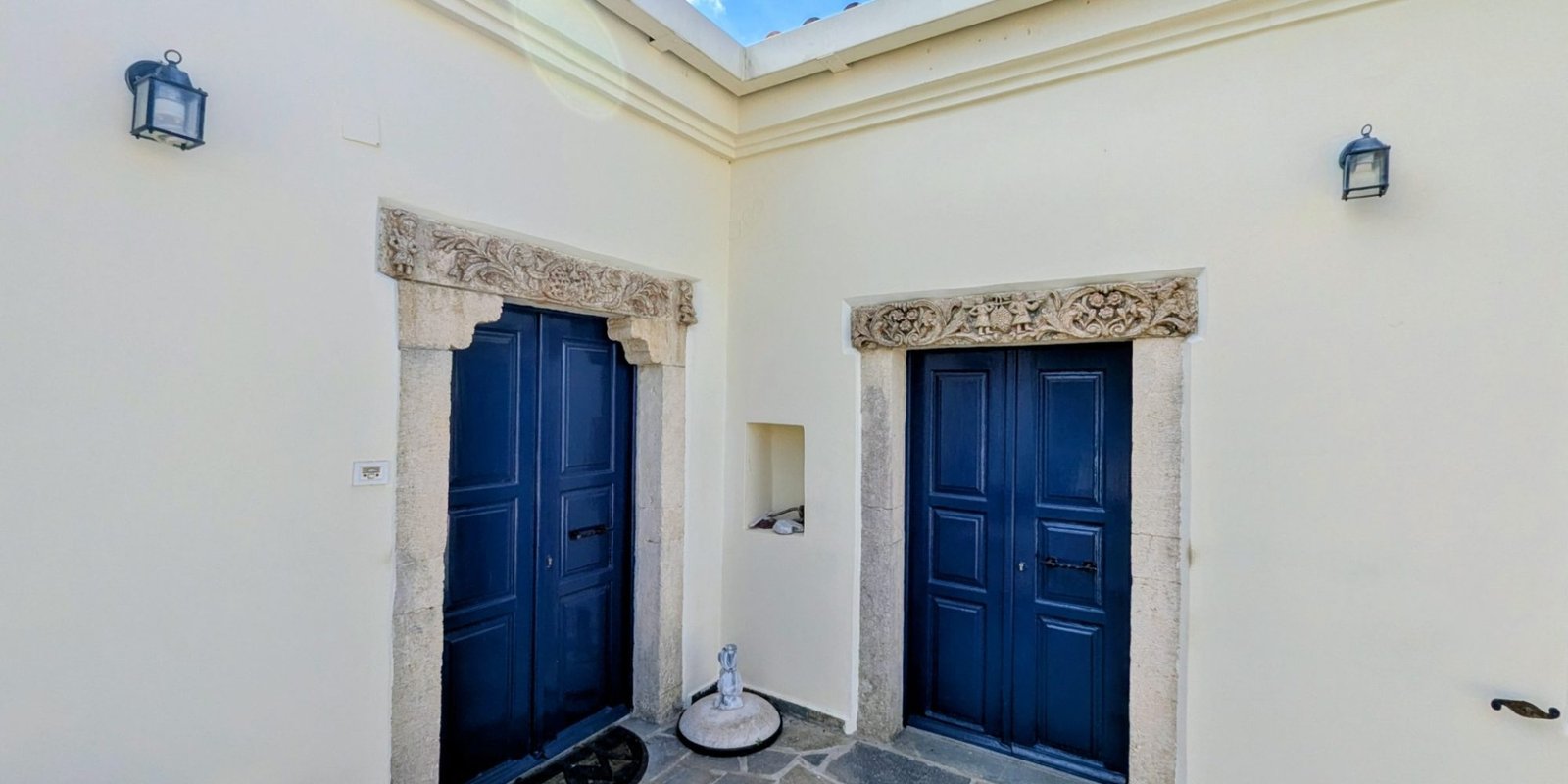 266T - Potamos - Magnificent traditional mansion in village heart (4)