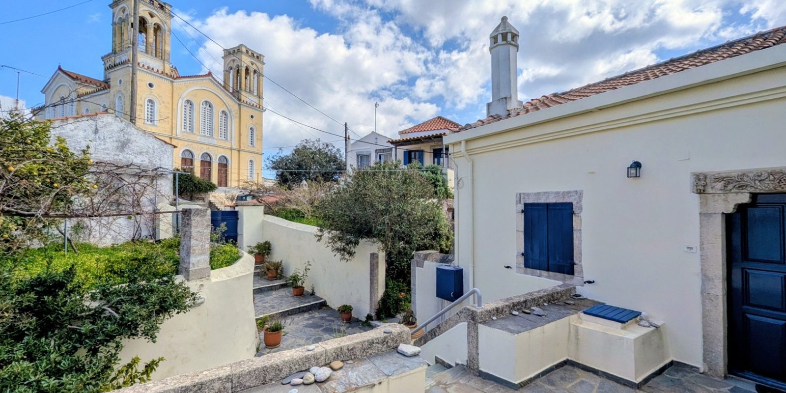 266T - Potamos - Magnificent traditional mansion in village heart (8)