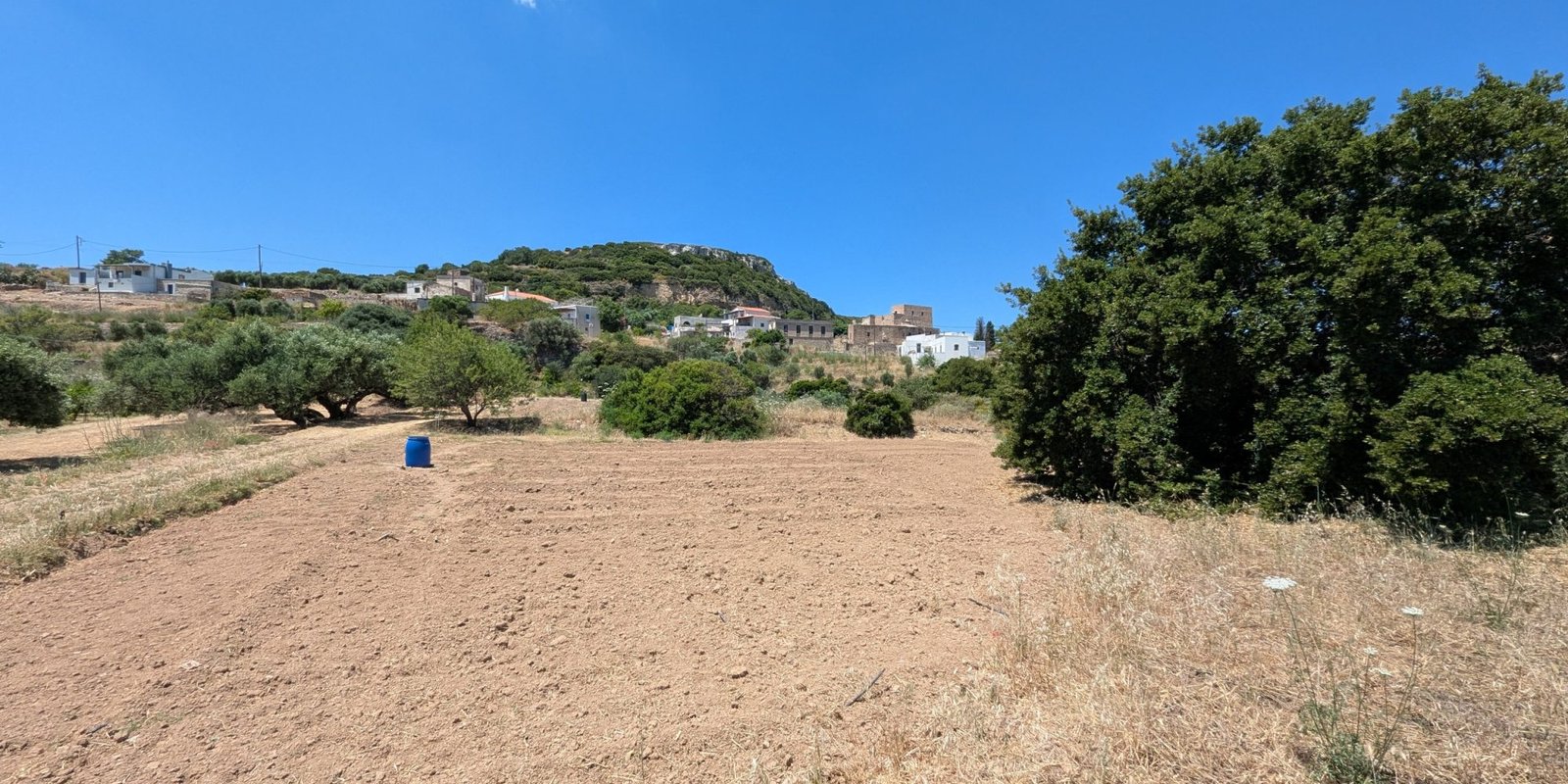 306T - Viaradika - Very large buildable plot in authentic village (10) (Custom)
