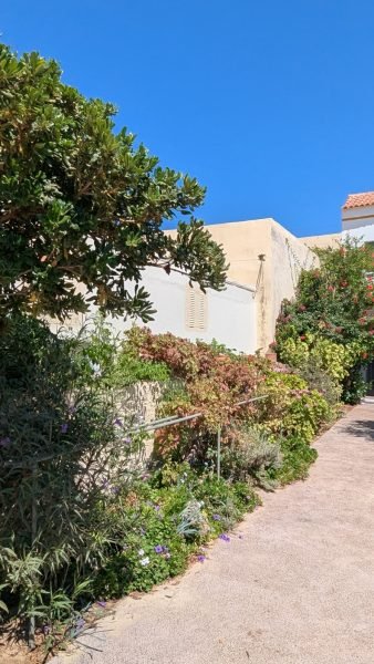 312A - Amazing beachfront traditional stone house (26) (Custom)