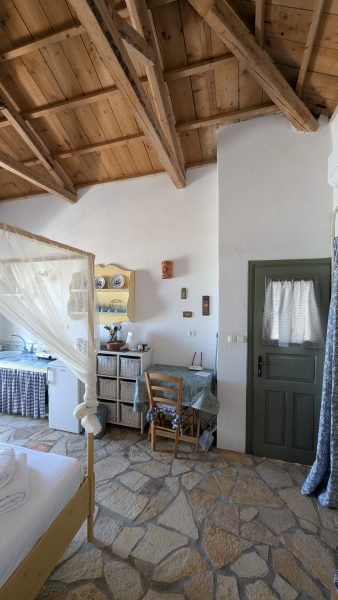 312A - Amazing beachfront traditional stone house (54) (Custom)