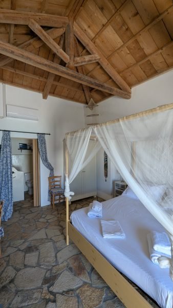 312A - Amazing beachfront traditional stone house (59) (Custom)