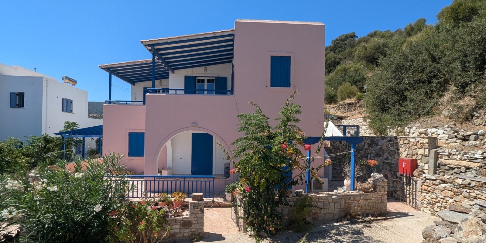313A – Platia Ammos – Small rental complex close to the sea (5)