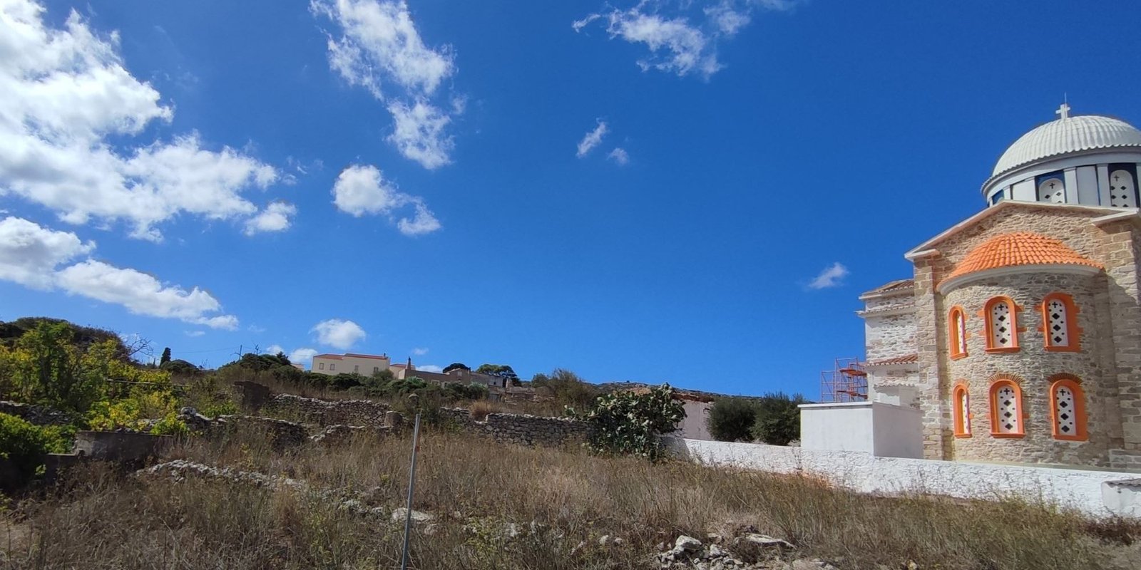 Aroniadika - building plot for sale (1)