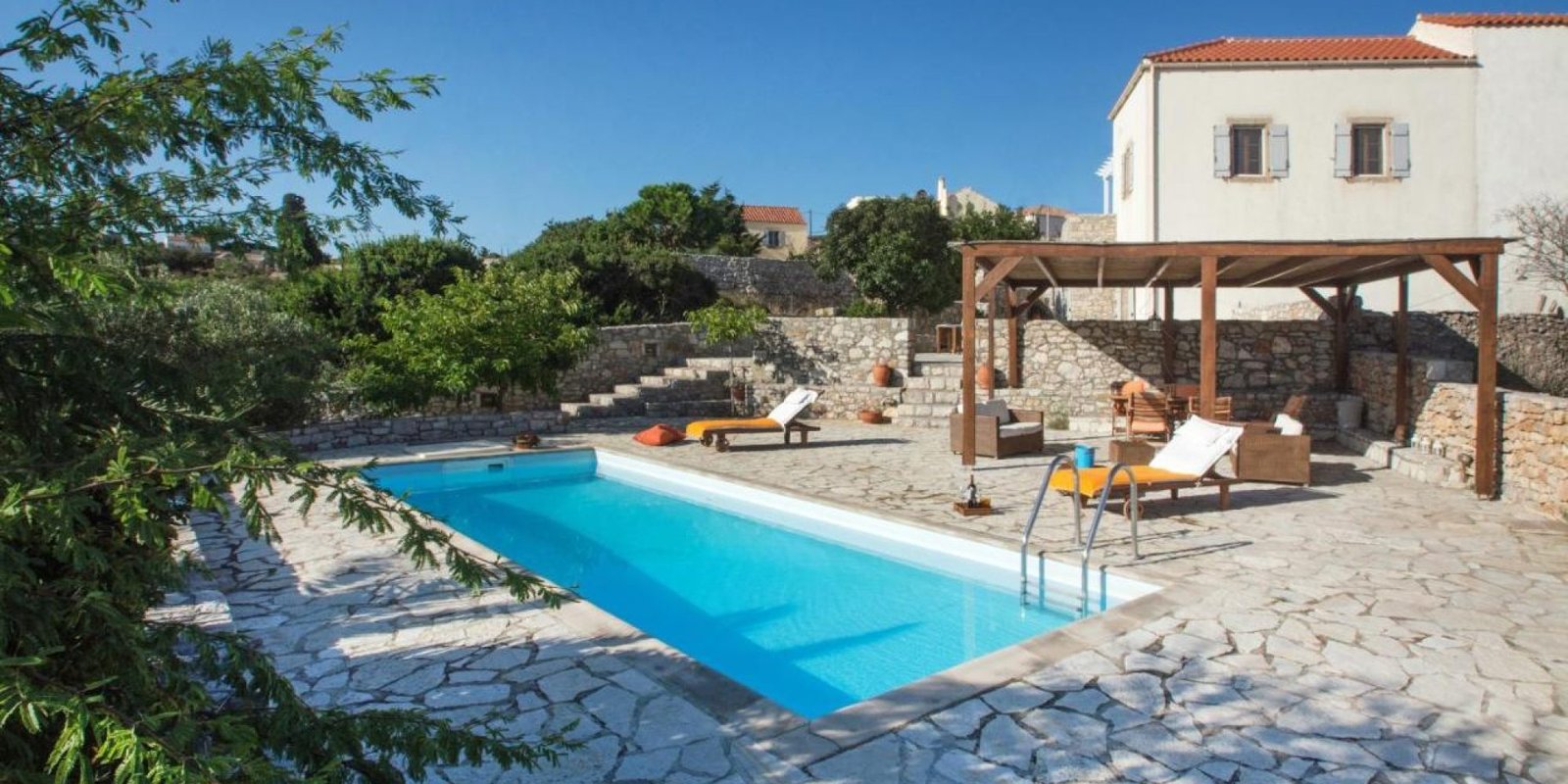 Aroniadika - renovated villa (11)