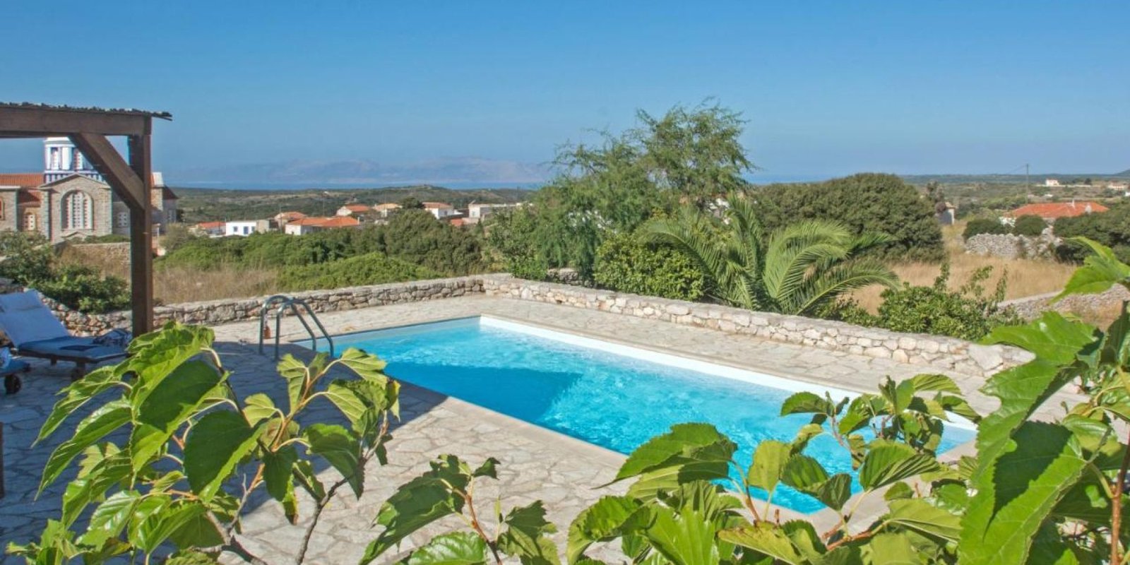 Aroniadika - renovated villa (3)